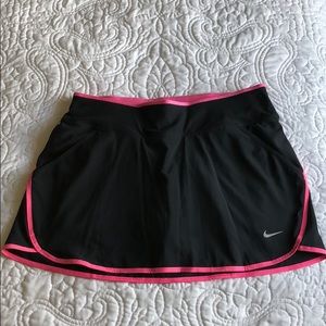 Black and pink Nike dri fit skort